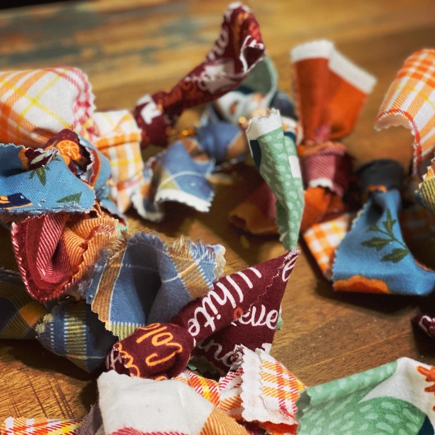 Pumpkins & Plaid Fleece Bow tie Garland