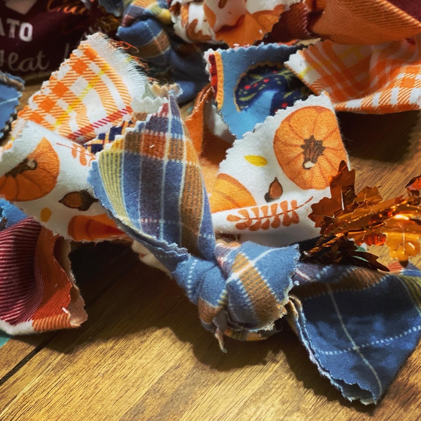 Pumpkins & Plaid Fleece Bow tie Garland