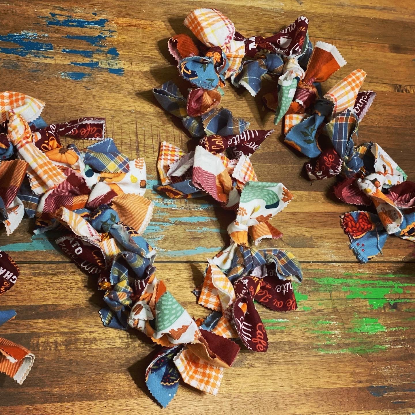 Pumpkins & Plaid Fleece Bow tie Garland