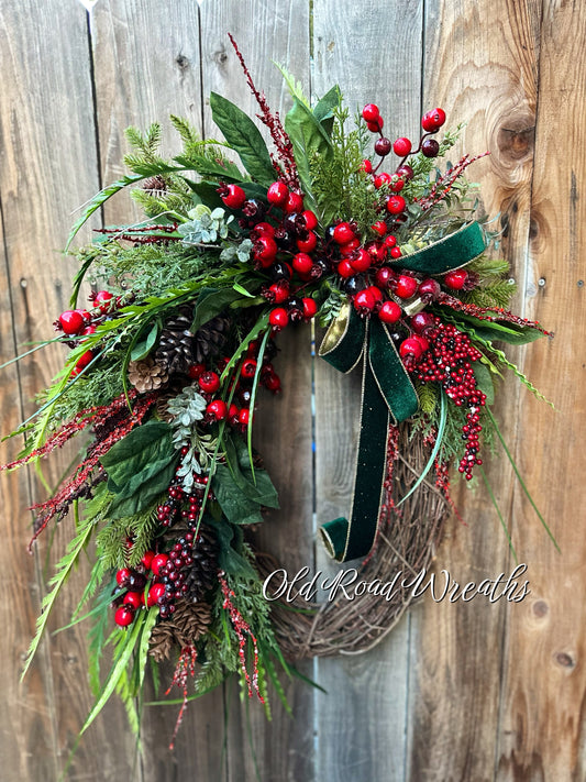 Classic Winter Berries Oval Grapevine Wreath, Hawthorn