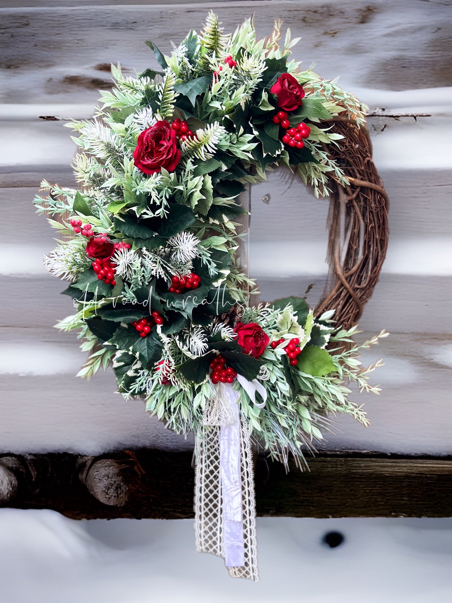 Mistletoe & Roses Wreath, Rosemary